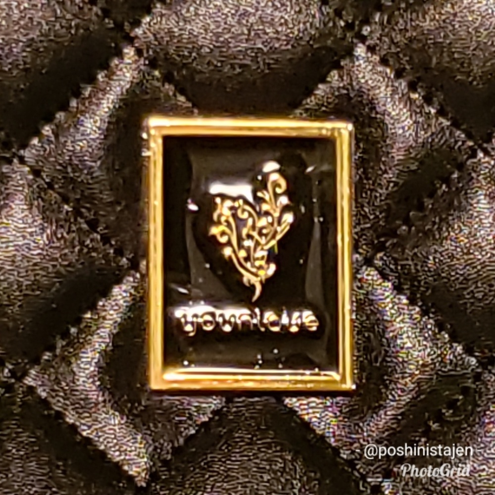 ❌ Younique Quilted Clutch or Cosmetic Bag - Picture 3 of 8